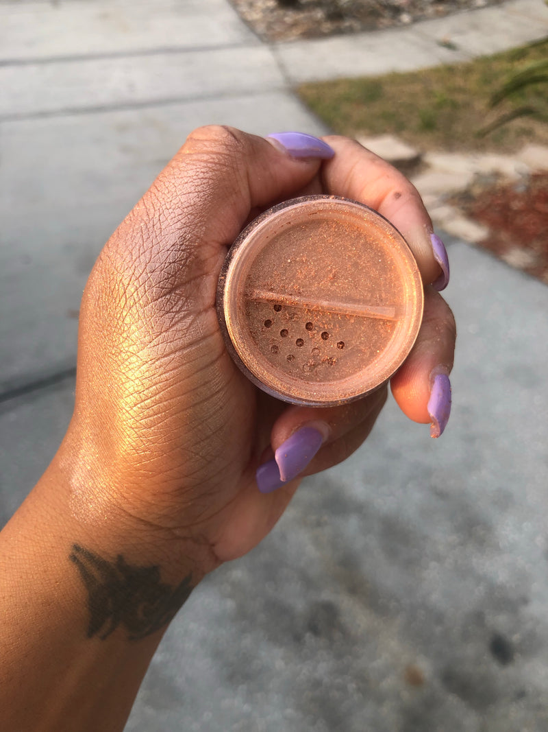 TRENSETTA GLOW HIGHLIGHTER