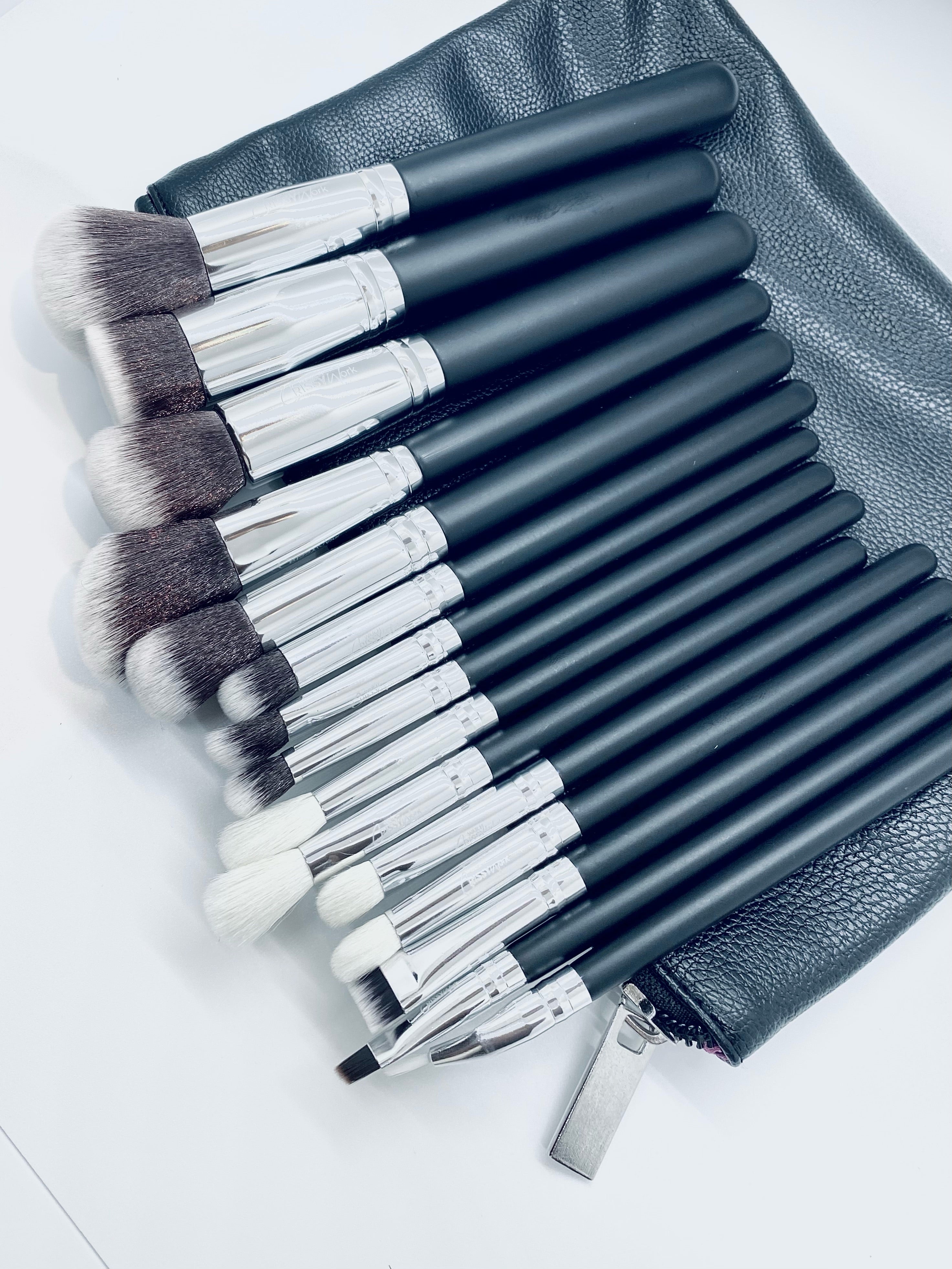 15 Piece Makeup Brushes (With Bag)